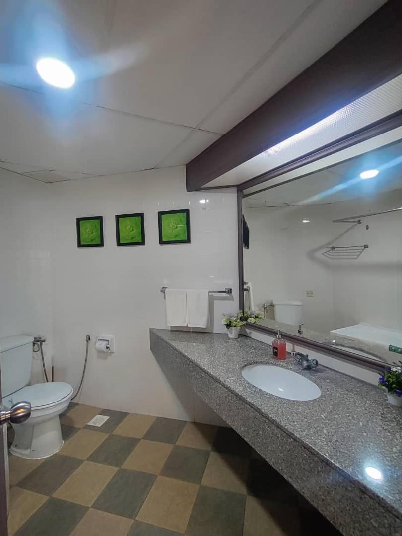 17 Jazz Sweet Beachfront Resort Tanjung Bungah  Ngoại thất bức ảnh